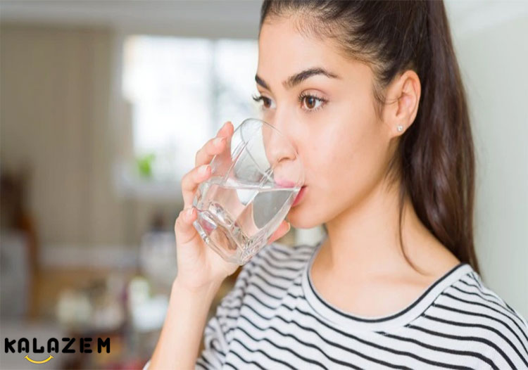 آیا نوشیدن آب زیاد، موجب کاهش وزن می‌ شود؟
