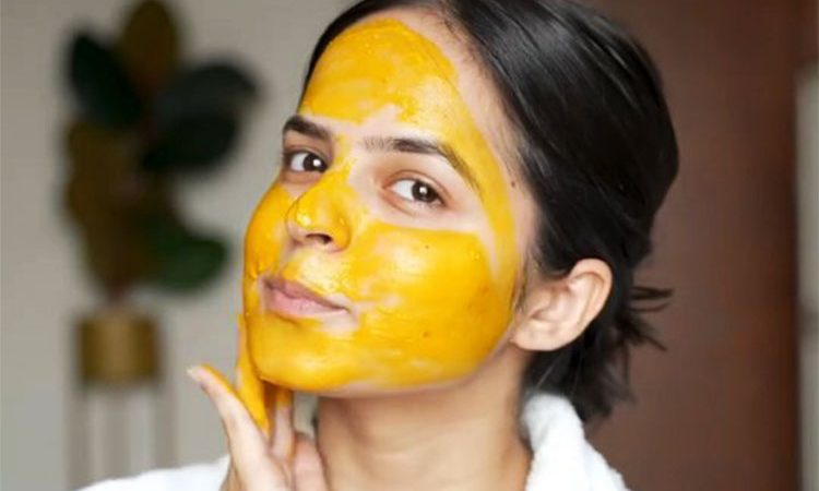 12 ماسک خانگی صورت که پوست شما را معجزه می کند! درمان سیاهی زیر چشم