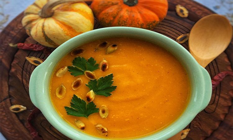 طرز تهیه سوپ کدو حلوایی برای درمان سرما خوردگی در روزهای سرد پاییزی